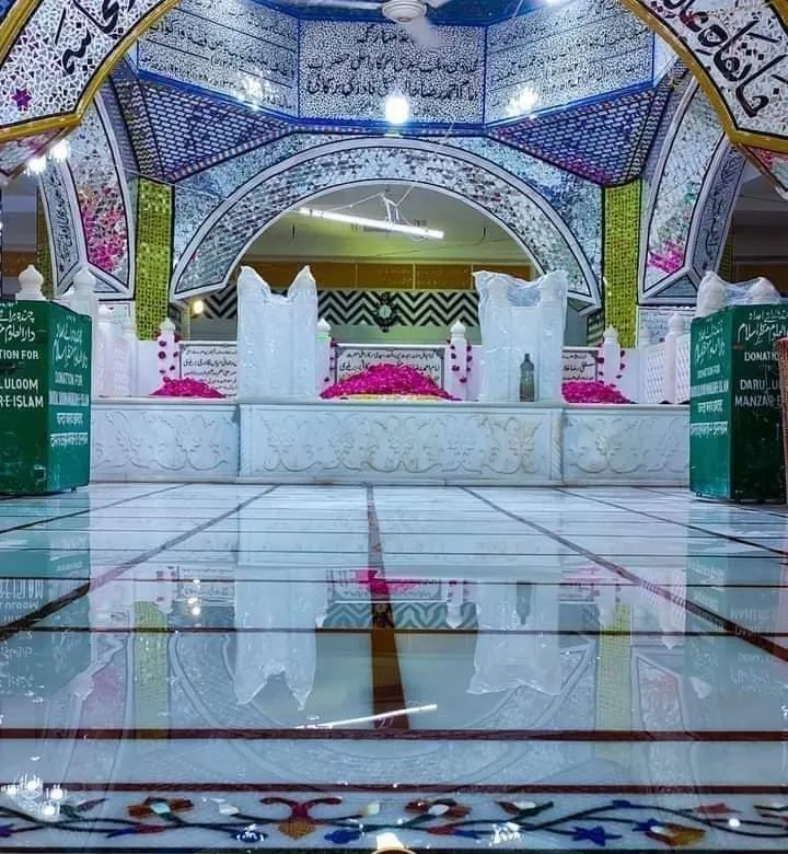 बरेली: अजमेर शरीफ के संदल-केवड़ा से महकेगी दरगाह आला हजरत, आज दरगाह पर अदा होगी संदल गुस्ल की रस्म