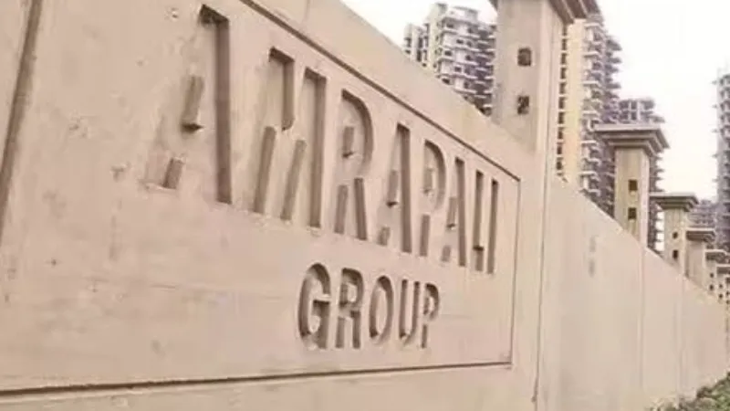 ग्रेटर नोएडा हादसे में सील की गई साइट, लिफ्ट गिरने से 4 लोगों की हुई है मौत