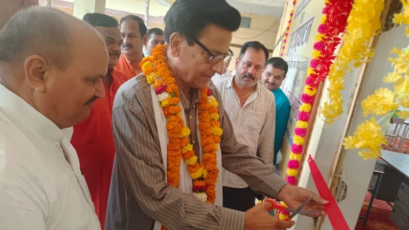 वरदान साबित होगा निःशुल्क ग्रामीण पुस्तकालय : डाॅ खत्री 