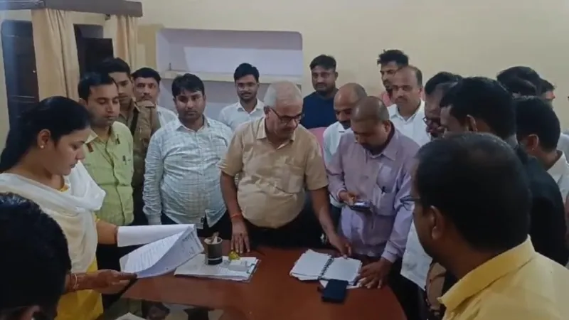 सुल्तानपुर : खामियां जल्द दूर न हुई तो आंदोलन करेंगे अधिवक्ता 