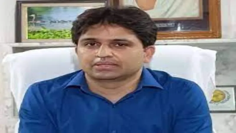 प्रयागराज : मेलाधिकारी ने महाकुंभ के कार्यों का किया निरीक्षण, दी हिदायत