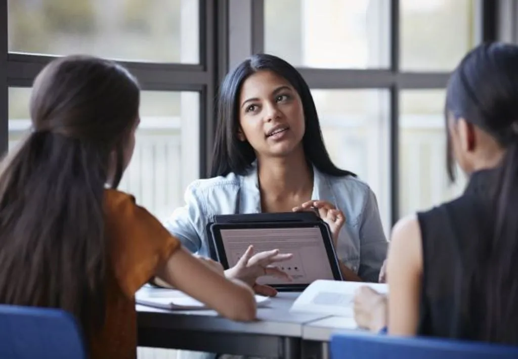 दूसरी छमाही में यात्रा और आतिथ्य क्षेत्र में नए लोगों के लिए ज्यादा अवसर : रिपोर्ट 