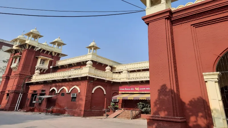 लखनऊ : आज न्यायिक कार्य से विरत रहेंगे अधिवक्ता, गाजियाबाद में वकील की हत्या को लेकर हड़ताल 