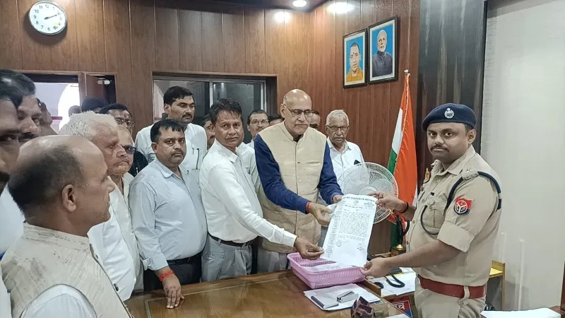 बहराइच : दक्षता भाषण में मौजूद वकील पर पुलिस ने दर्ज कर दिया गंभीर धाराओं में मुकदमा