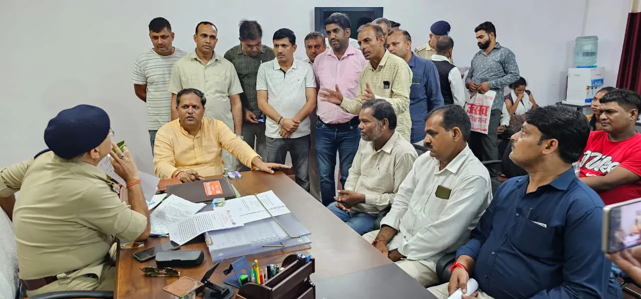 रुद्रपुर: सुबह 11 बजे से सायं 4 बजे तक नो एंट्री खोलने की मांग