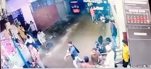 बरेली: रोहली टोला में प्रापर्टी डीलर पर फायरिंग, पैर में लगी गोली, CCTV में कैद हुई घटना