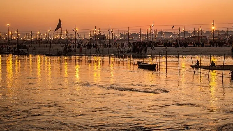 Pitru Paksha 2023 : सात समंदर पार से प्रयागराज आकर लोग करेंगे पितरों का पिंडदान