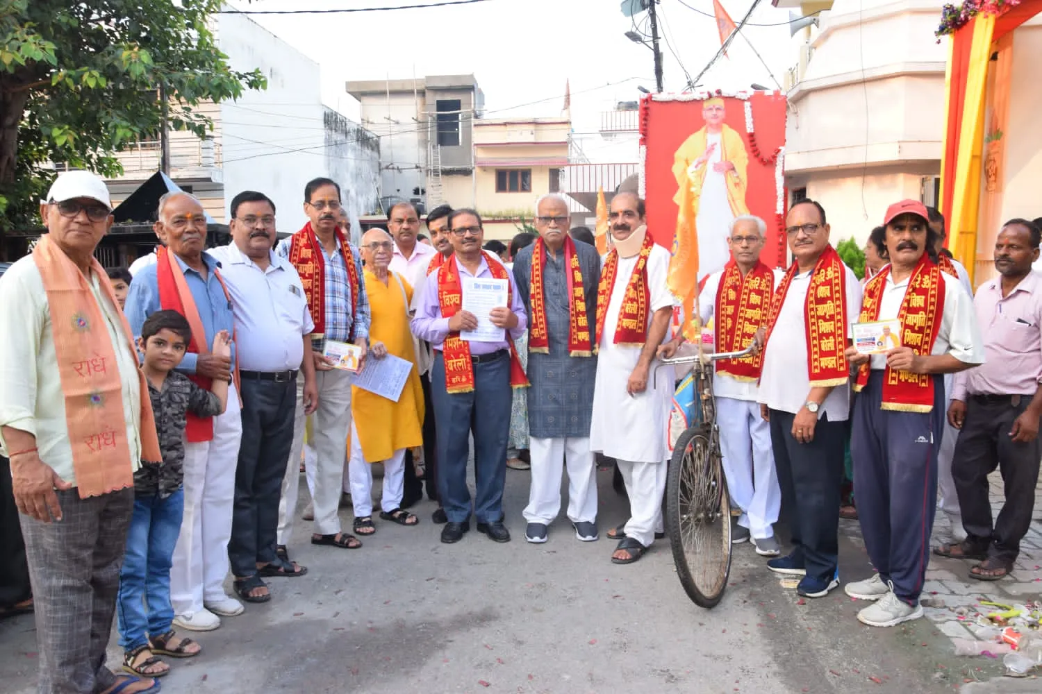 बरेली: झूलेलाल मंदिर से श्री सीताराम मंदिर तक धूमधाम से निकाली प्रभात फेरी