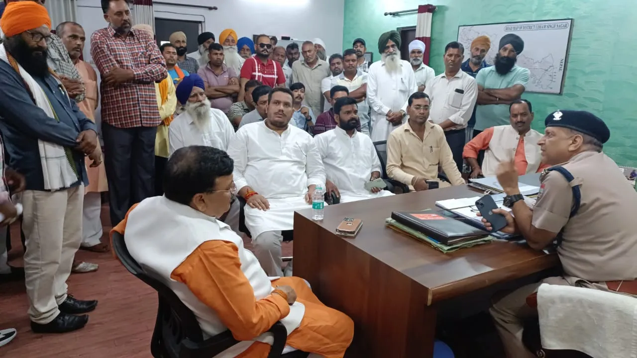 रुद्रपुर: लापता युवक की बरामदगी को लेकर एएसपी का किया घेराव