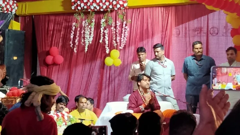 भारत में रहना होगा तो राम-राम कहना होगा : आचार्य धीरेंद्र कृष्ण शास्त्री 