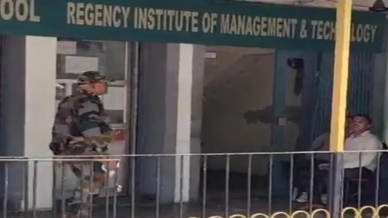 Sitapur IT Raid : एमएफ जैदी के ठिकानों पर कार्रवाई जारी, आजम खान के हैं करीबी 