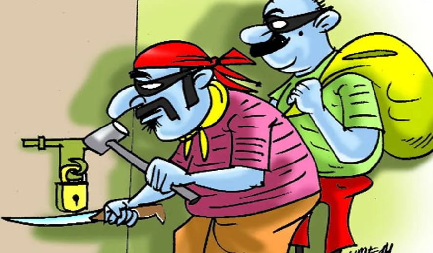 लखीमपुर-खीरी: तीन गांवों में चोरों ने चटकाए ताले, नगदी जेवर समेत करीब डेढ़ लाख का बटोर ले गए सामान 