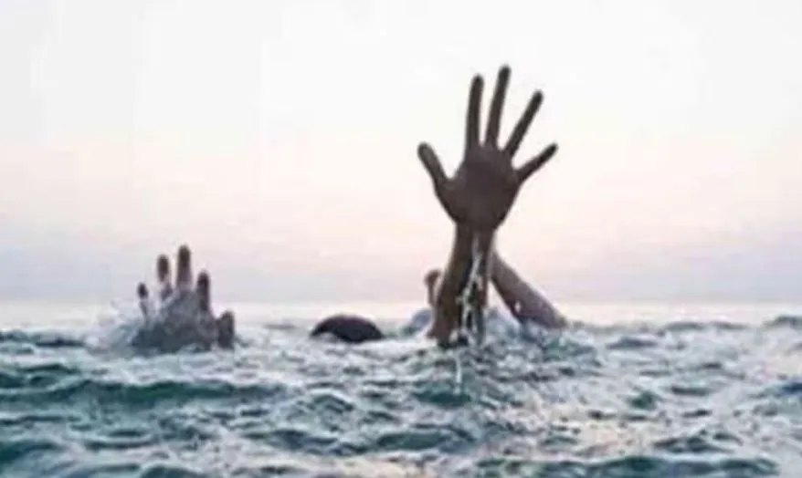 बरेली: गंगा में नहाने आए दो बुजुर्ग डूबे, एक को बचाया...दूसरा लापता