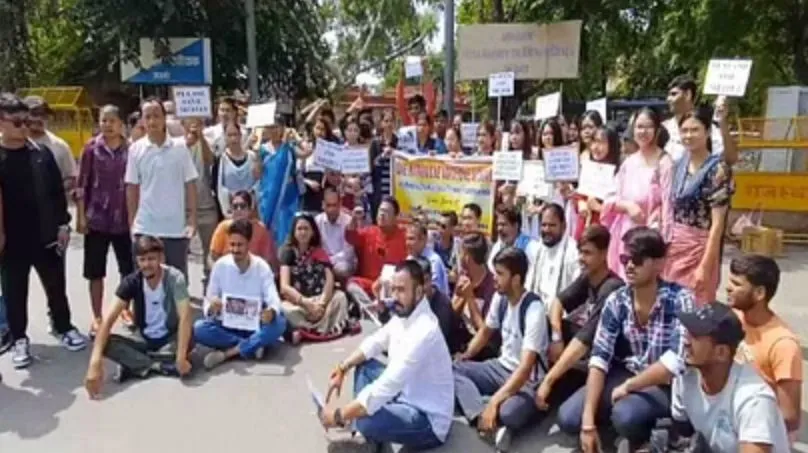 मणिपुर की सीमा को की म्यांमार से घुसपैठ रोकने के लिए सीमा सील करने की मांग 