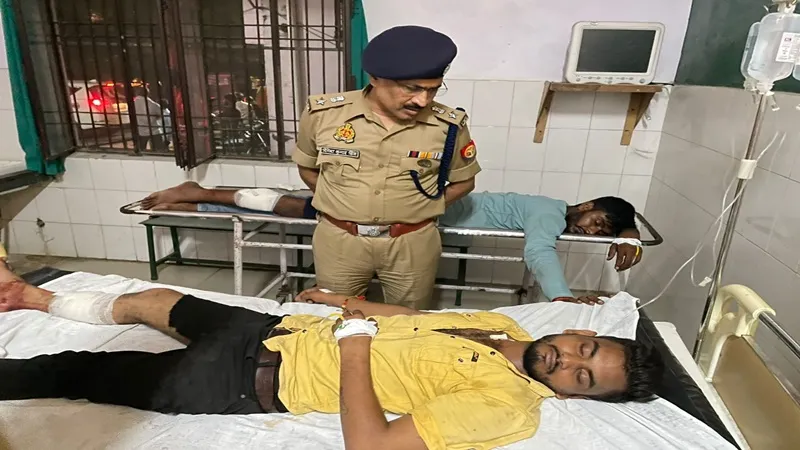 बाराबंकी: पुलिस मुठभेड़ में दो बदमाश घायल, तीन गिरफ्तार 