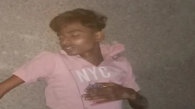 अयोध्या: हाथ पैर बांध बोरे में भर कर युवक को फेंका पुलिया के नीचे, जिला अस्पताल में भर्ती 