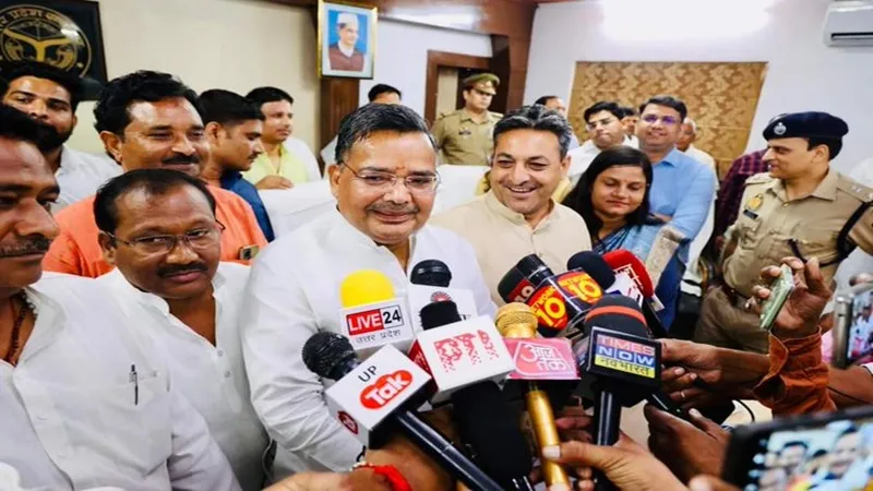 पीएम मोदी एक ग्लोबल लीडर, बोले मंत्री जयवीर सिंह- चुनाव आते-आते खुद ही टूट जायेगा आईएनडीआईए