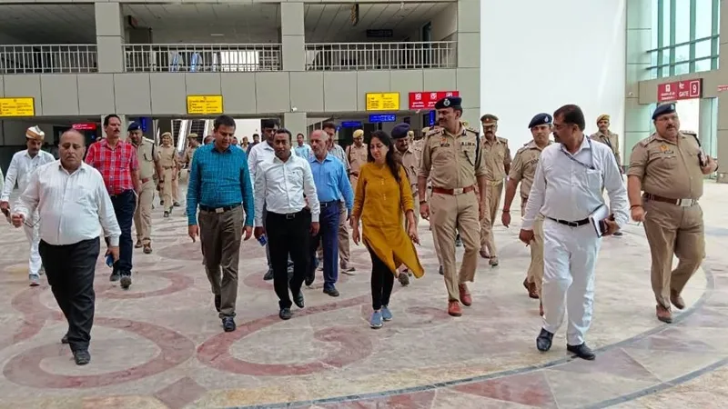 अयोध्या: प्राण प्रतिष्ठा के लिए रेलवे कितना तैयार, सीनियर डीसीएम ने परखा