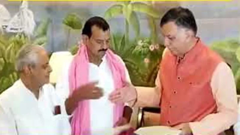 विधानसभा स्पीकर ने नवनिर्वाचित विधायक सुधाकर सिंह को दिलाई विधानसभा सदस्यता की शपथ