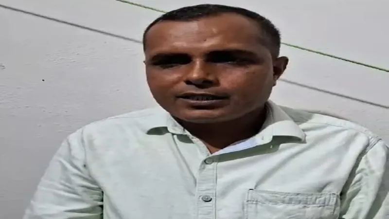 बहराइच: शिक्षक ने वीडियो जारी कर लगाई सुरक्षा की गुहार, ट्रांसफर की मांग..., जानें वजह