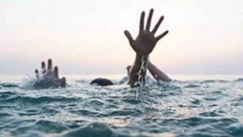 आगरा में बड़ा हादसा: यमुना नदी में डूबे पांच बच्चे, स्थानीय लोगों ने दो को बचाया, तीन की तलाश जारी