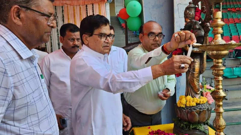 Etawah News: सपा सांसद रामगोपाल यादव बोले- महिला आरक्षण मोदी सरकार का चुनावी स्टंट