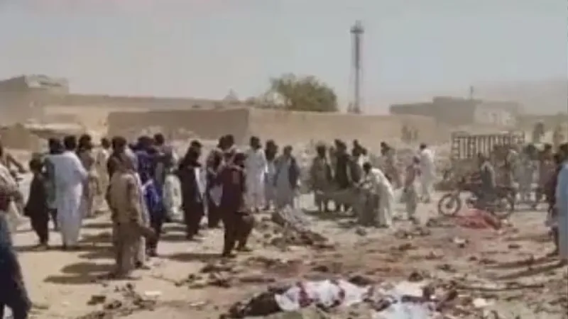 Pakistan : आत्मघाती विस्फोट में कम से कम 34 लोगों की मौत, 130 अन्य घायल 