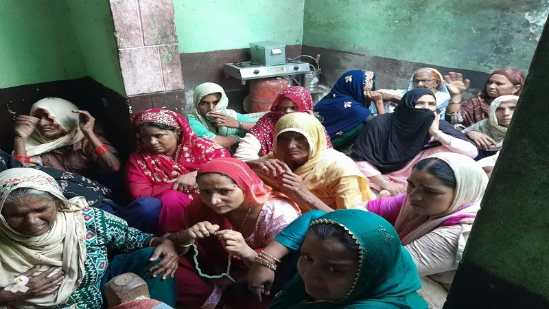 अमरोहा : बुखार से दो महिलाओं की मौत, एक में डेंगू की पुष्टि... लोगों में बीमारी की दहशत