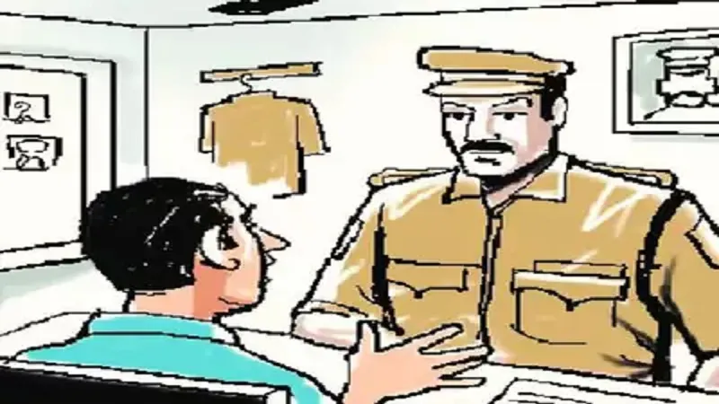 रामपुर : पुलिस युवक को उठा लाई थाने, सदमे में पिता ने तोड़ा दम...मां बोली- बेटे को बिना कोई जांच किए ले गई पुलिस