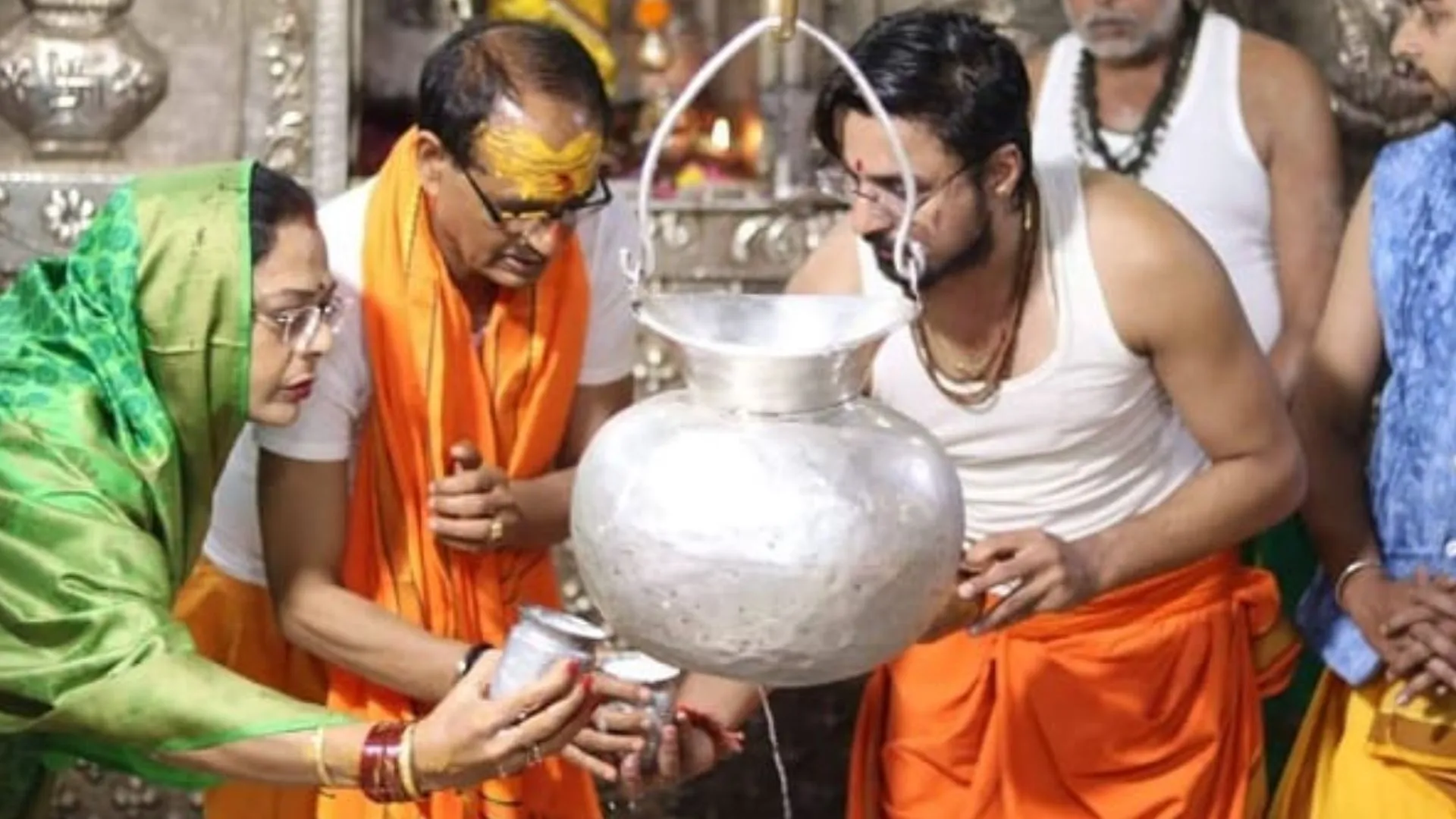 सूखे का संकट: CM शिवराज ने की महाकालेश्वर मंदिर में विशेष पूजा 