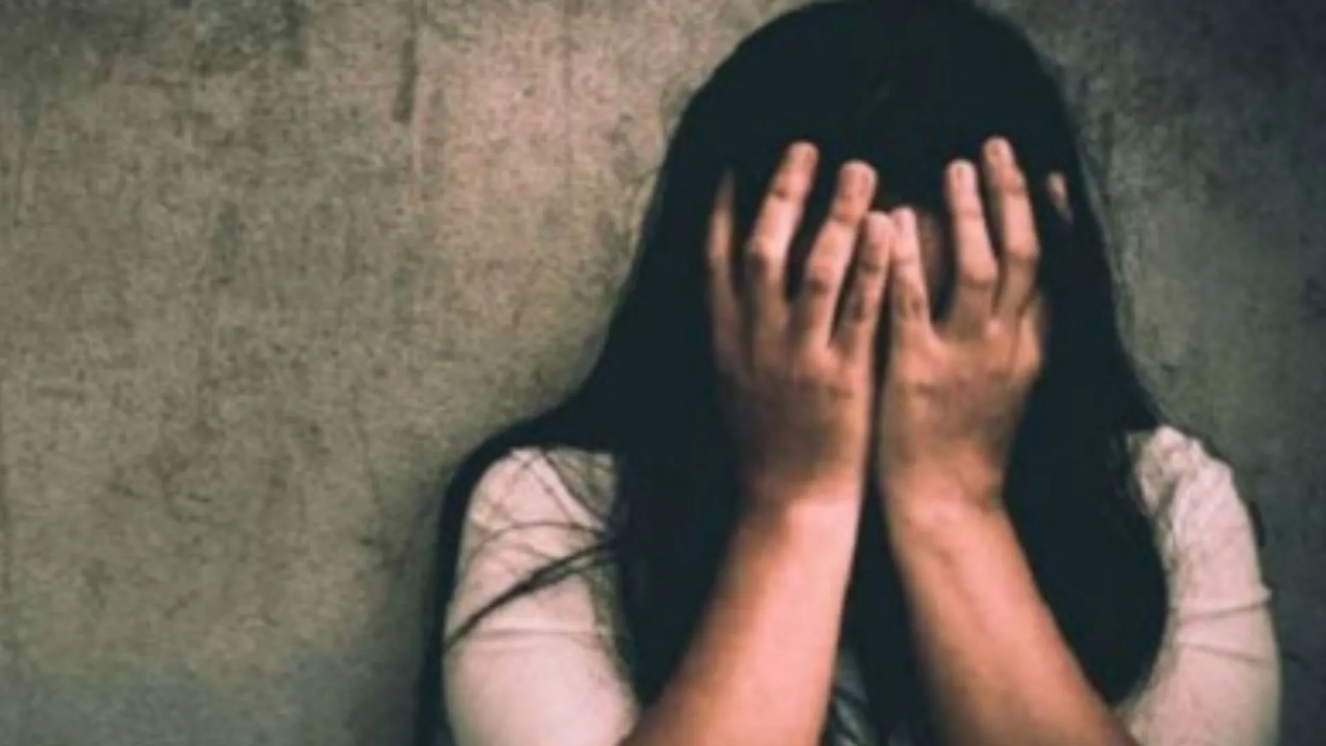 बरेली: दुष्कर्म पीड़िता का बारादरी पुलिस पर गंभीर आरोप, बोली- 'बयान बदलने का बना रही दबाव'