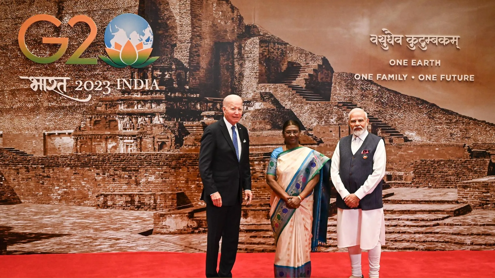 राष्ट्रपति मुर्मू और PM मोदी ने रात्रिभोज में जी20 नेताओं का किया स्वागत, मोटे अनाज से तैयार व्यंजन परोसे गए 