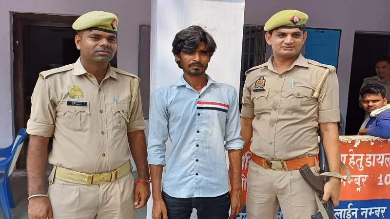 संभल : 10 वर्ष से फरार पांच हजार का इनामी दुष्कर्म का आरोपी गिरफ्तार