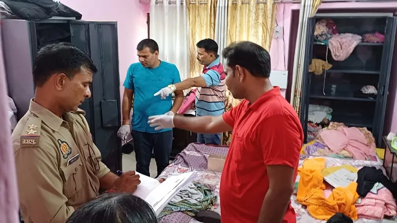 संभल: दिनदहाड़े ताला तोड़कर सीएमओ आवास में घुसे चोर