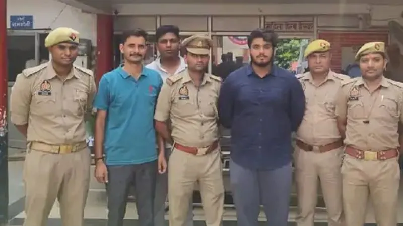 Kanpur Farmer Suicide Case:  किसान आत्महत्या मामले में दूसरा फरार इनामिया गिरफ्तार, भाजपा नेता अभी भी फरार