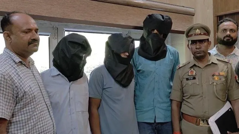Kanpur: वो रहम की भीख मांगती रही, दरिदें दुष्कर्म करते रहे... तीन आरोपी गिरफ्तार, युवक से मारपीट के बाद की थी लूट