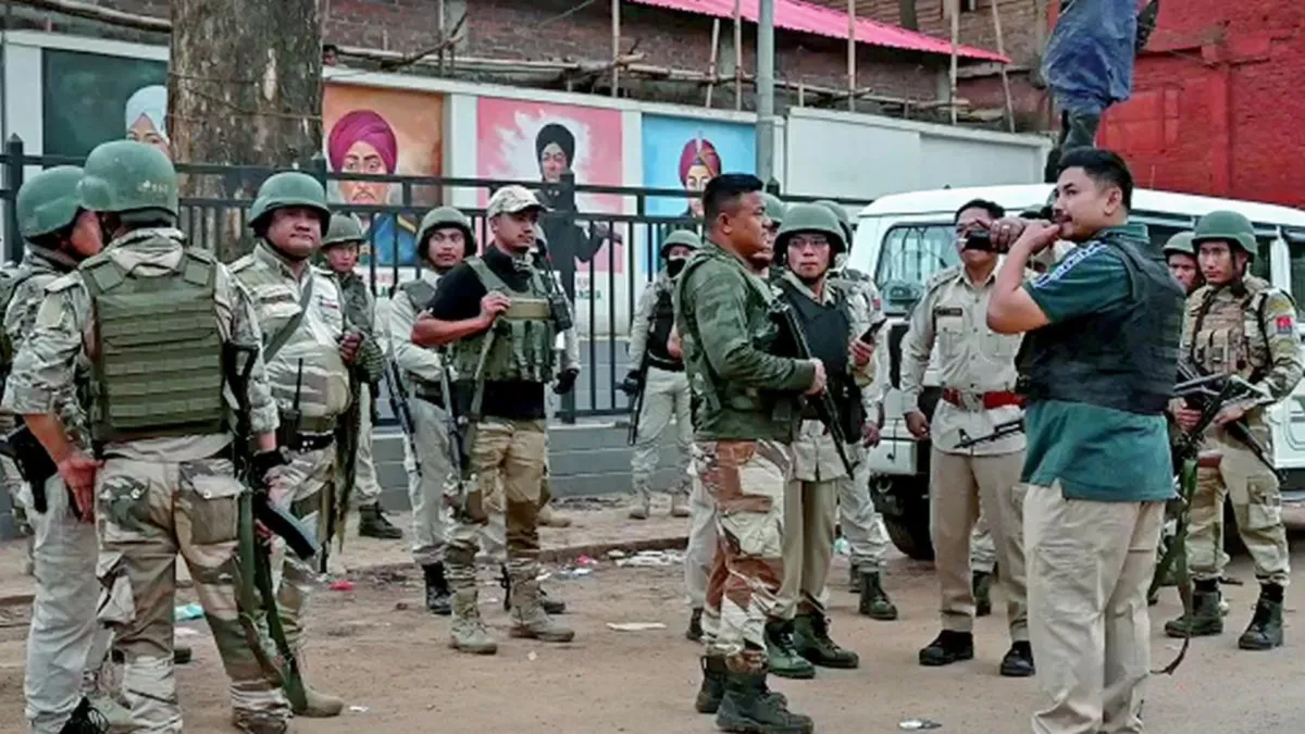 मणिपुर के पांच घाटी जिलों में फिर लगाया गया कर्फ्यू, छूट के घंटें हुए रद्द 