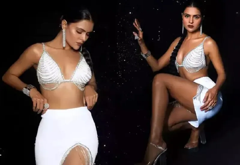 Priyanka Chahar Photos : प्रियंका चाहर चौधरी ने पहनी छोटी ड्रेस, कैमरे के सामने दिए एक से बढ़कर एक पोज 