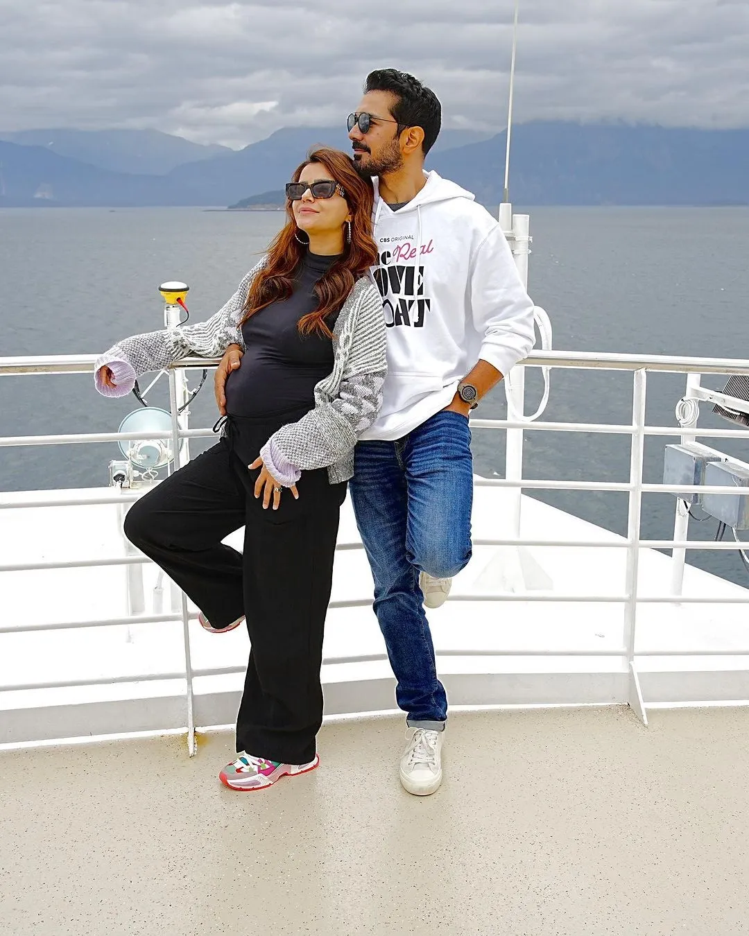 Rubina Dilaik Photos 1