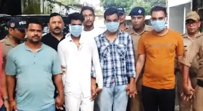 हल्द्वानी: स्मैक तस्करी कर रहा था बरेली में तैनात कांस्टेबल , एक किलो से अधिक स्मैक के साथ तीन गिरफ्तार