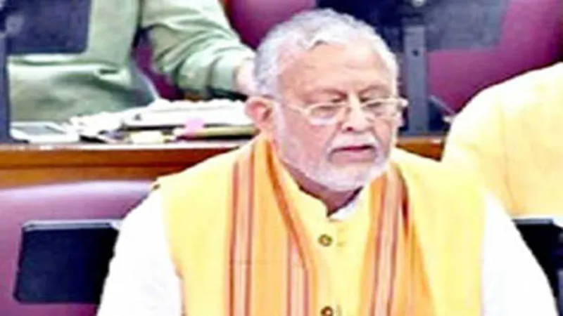 यूपी इंटरनेशनल ट्रेड शो में पहुंचे मंत्री सुरेश खन्ना, कहा- एमएसएमई और निर्यातक बीमा जरूर करायें