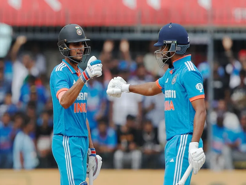 IND vs AUS 2nd ODI : भारत का ऑस्ट्रेलिया के खिलाफ सबसे बड़ा स्कोर, श्रेयर-गिल और सूर्या ने गेंदबाजों को धोया...टारगेट 400 रन