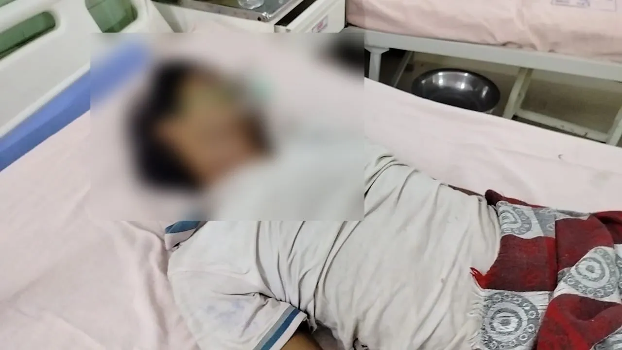 बरेली: आर्थिक तंगी के चलते युवक ने लगाई फांसी, हालत गंभीर