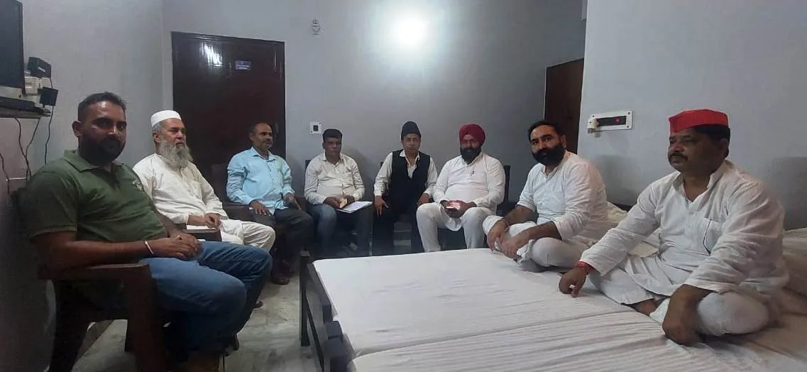 पीलीभीत: तराई में कैसे मजबूत किया जाए इंडिया गठबंधन, कई दलों के नेताओं ने किया मंथन 