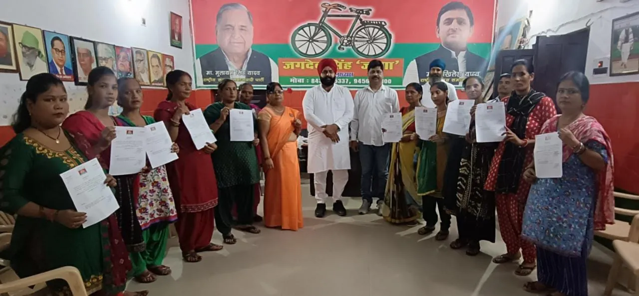 पीलीभीत: सपा महिला जिलाध्यक्ष को बताया निष्क्रिय, प्रदेश उपाध्यक्ष ने बनाई कमेटी