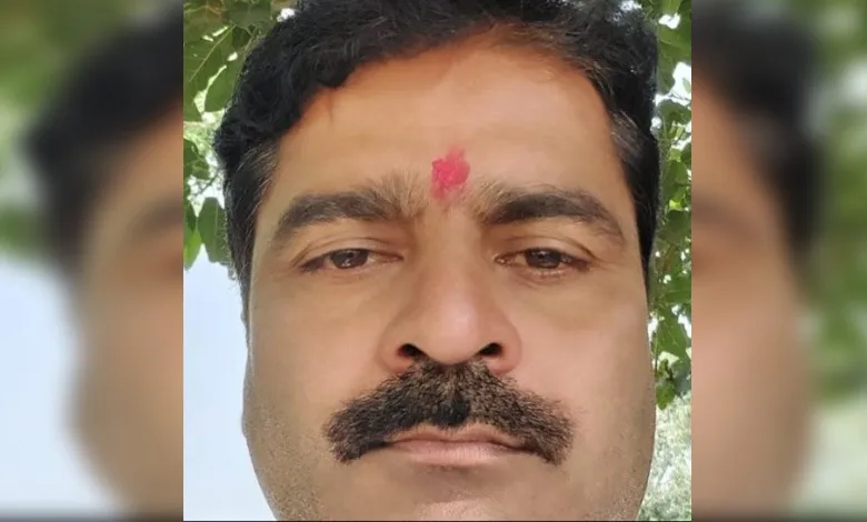 कासगंज: तत्कालीन बीएसए को मैंने हटवाया था, मेरे काम में अड़चन न करो 