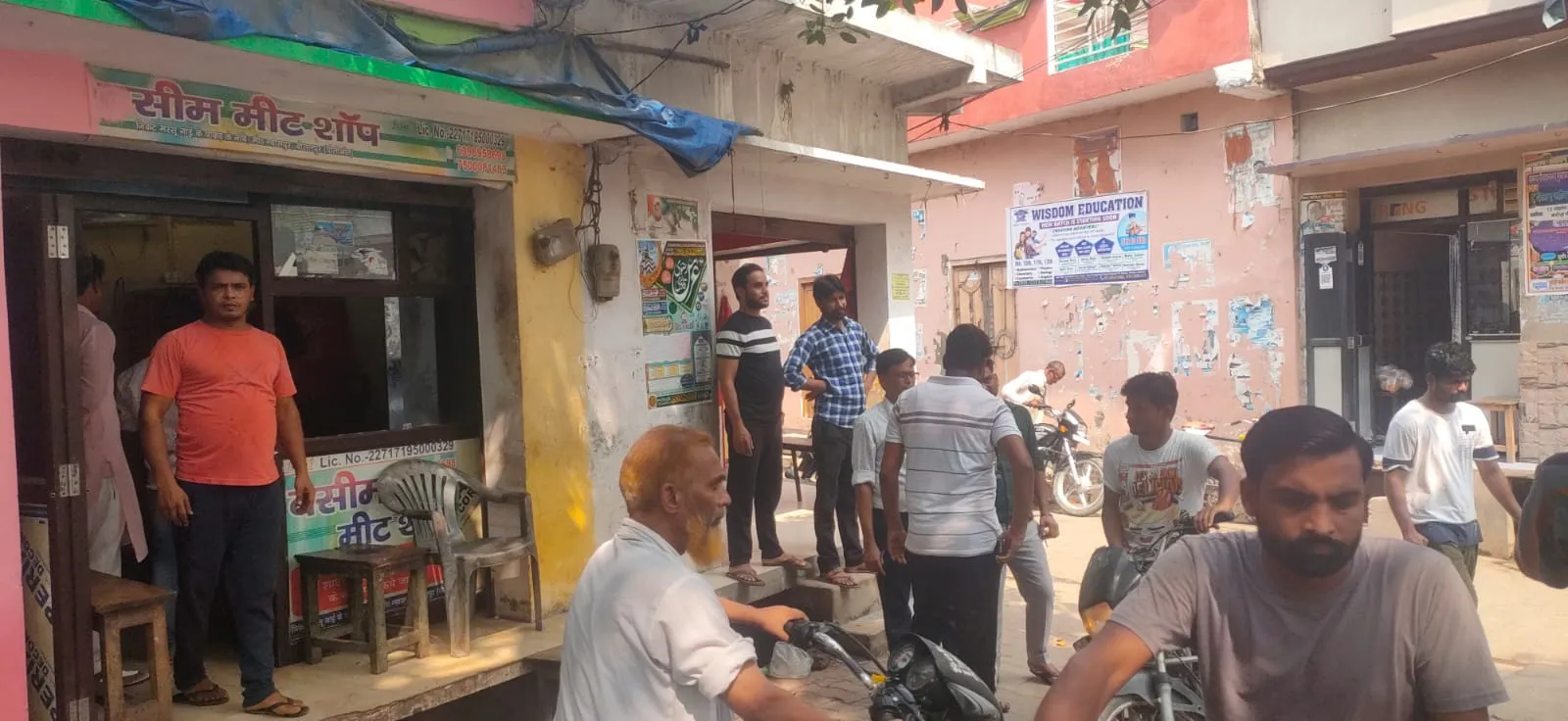 पीलीभीत : धार्मिक स्थल के 100 मीटर दायरे की 33 मीट शॉप होंगी बंद