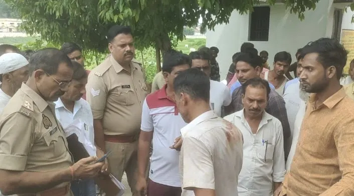 शाहजहांपुर: कंबाइन से कुचलकर हेल्पर की मौत, पिता ने लगाया हत्या का आरोप