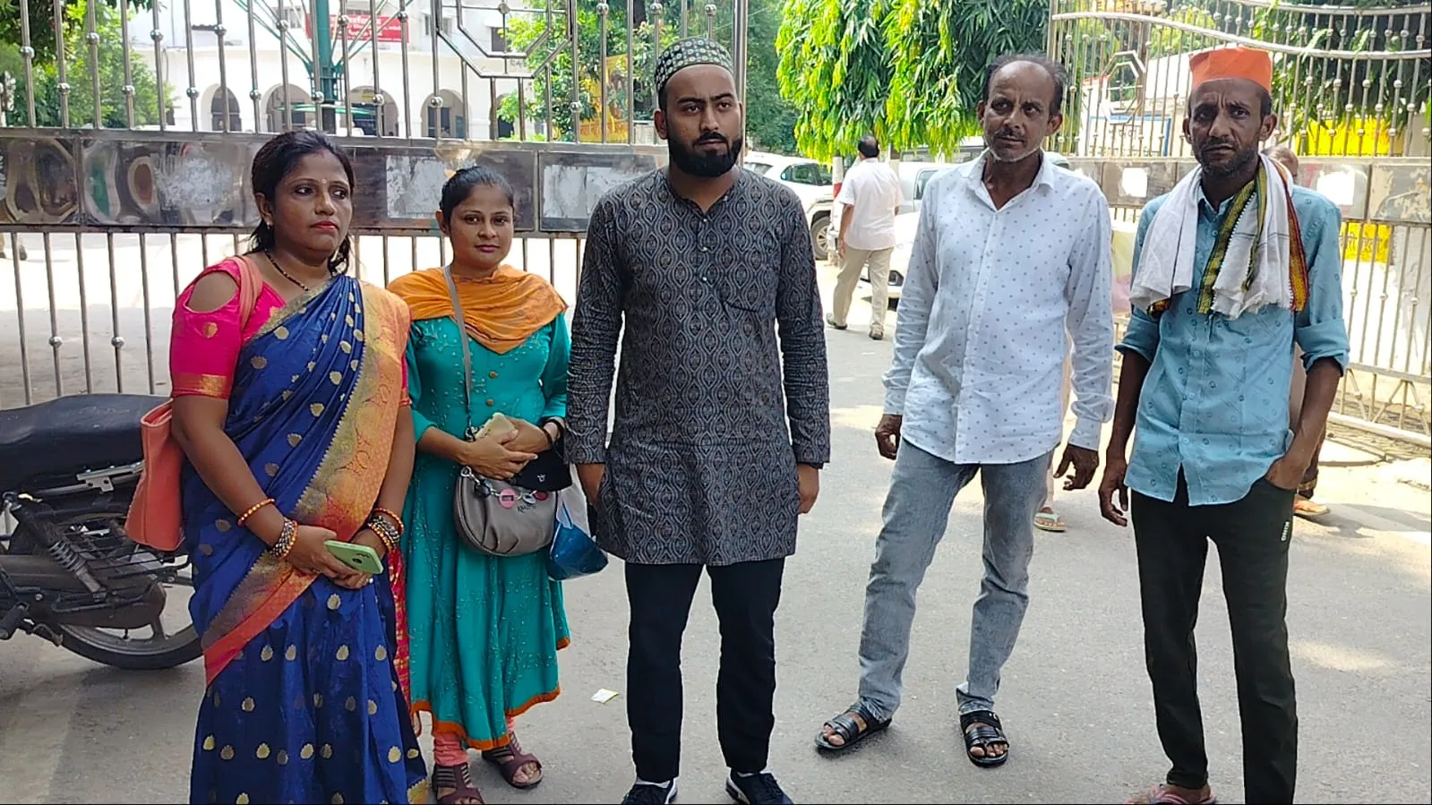 बरेली: बसपा सांसद को आतंकवादी कहने वाले भाजपा सांसद के खिलाफ कार्यवाही की मांग