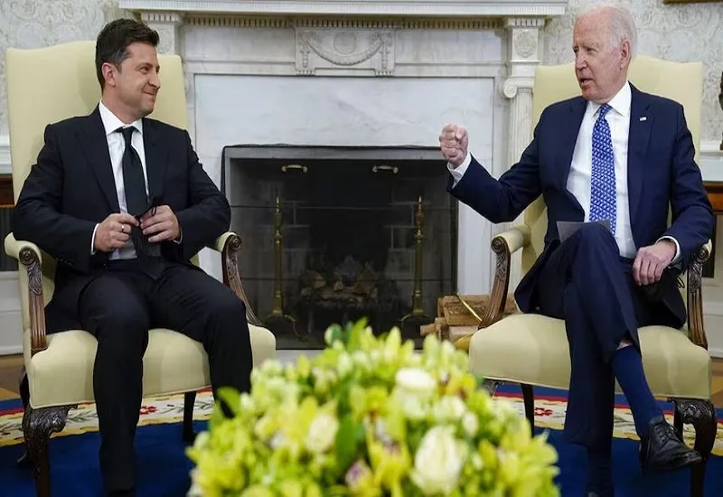 Zelenskyy US Visit : जो बाइडेन ने व्हाइट हाउस में की जेलेंस्की से मुलाकात, यूक्रेन के लिए नई सैन्य सहायता की घोषणा 